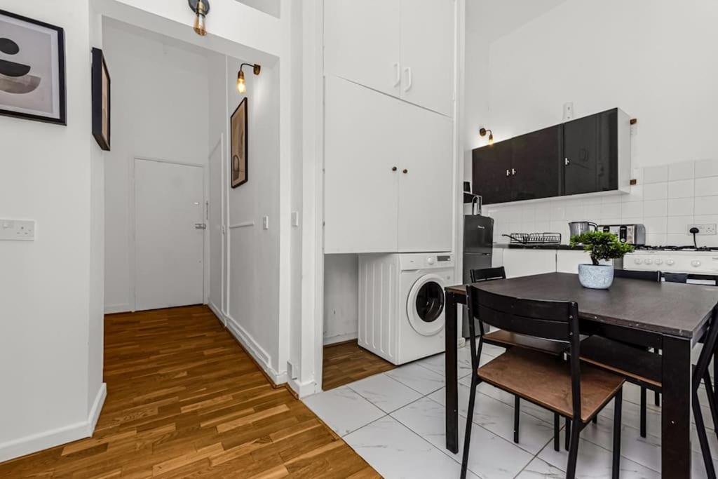 Deluxe Flat On Kentish Town Apartment Londra Exterior foto