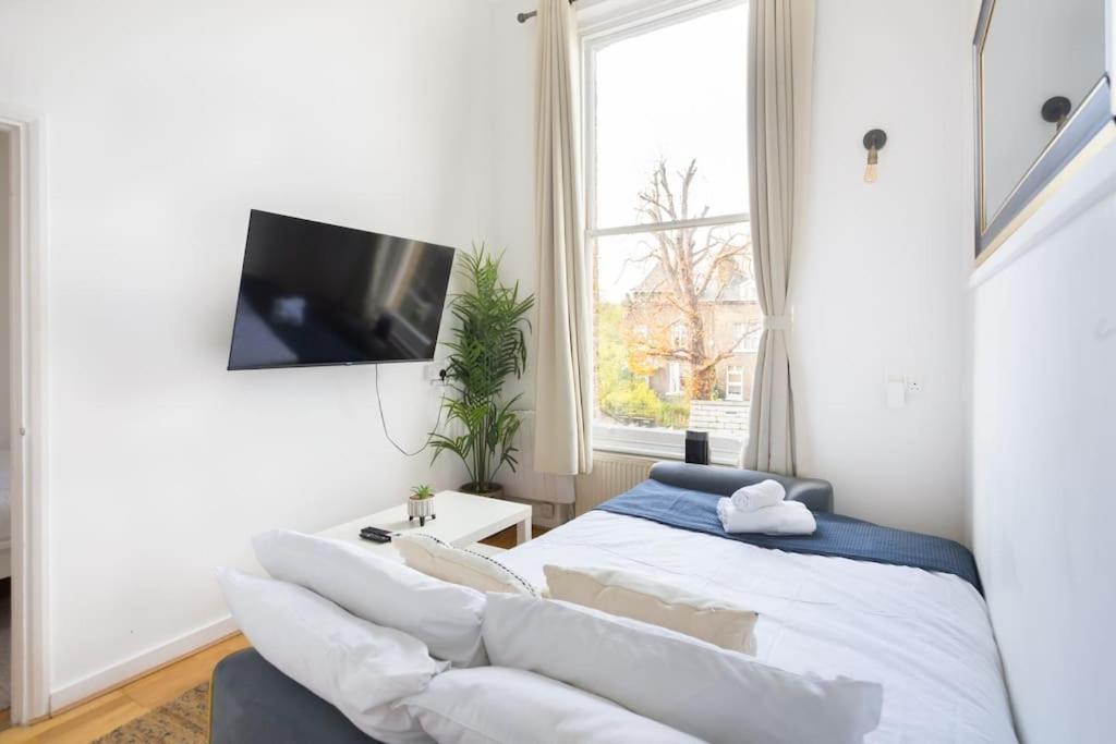 Deluxe Flat On Kentish Town Apartment Londra Exterior foto