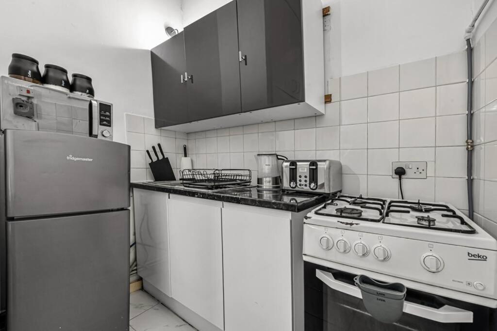 Deluxe Flat On Kentish Town Apartment Londra Exterior foto